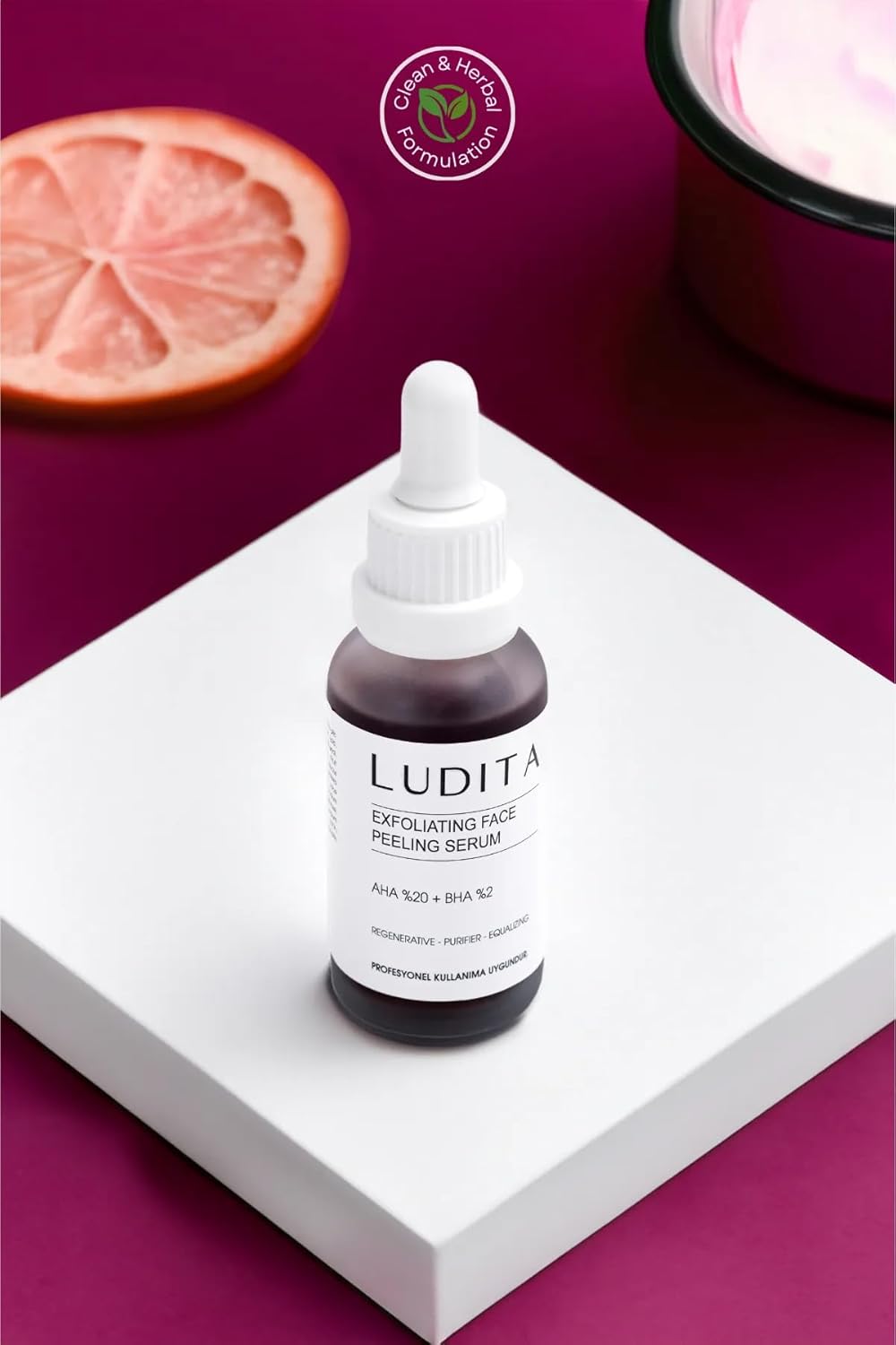 Ludita Renewing Skin Tone Equalizing Facial Peeling Red Serum, AHA 30% + BHA 2% Peeling Solution, Glycolic Acid Peel Serum, Facial Chemical Peel For Face, Exfoliating Facial Serum, 30ml