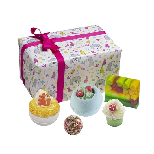 Bomb Cosmetics Into the Woods Handmade Wrapped Bath & Body Gift Pack giftset, Contains 5-Pieces (500g) -